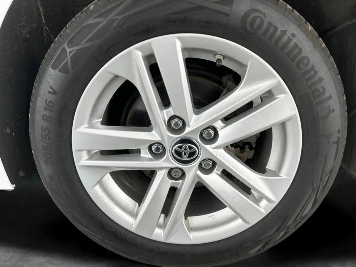 2021-toyota-corolla-18-vvt-i-icon-tech-spare-wheel-touring-sports-5d-big-9