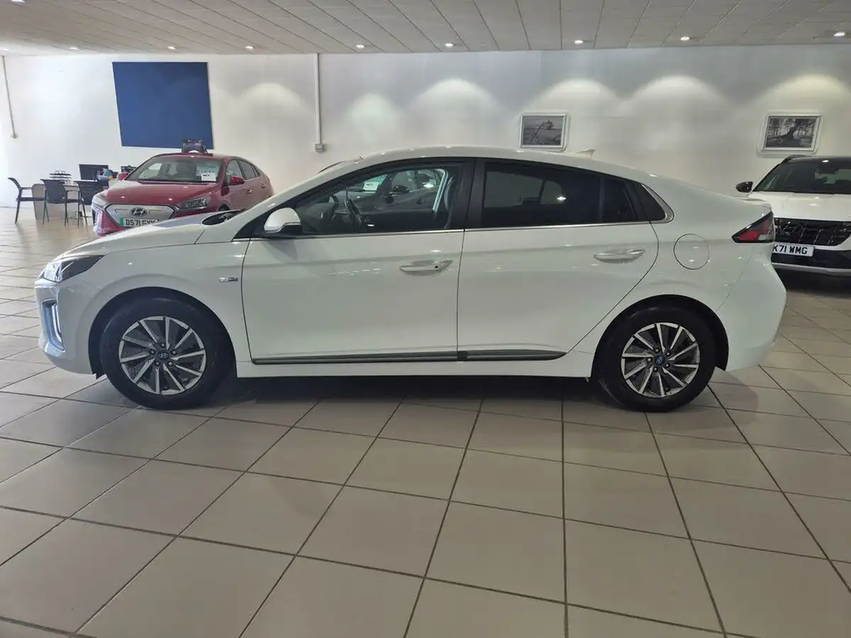 2021-hyundai-ioniq-e-premium-se-electric-100kw-big-6