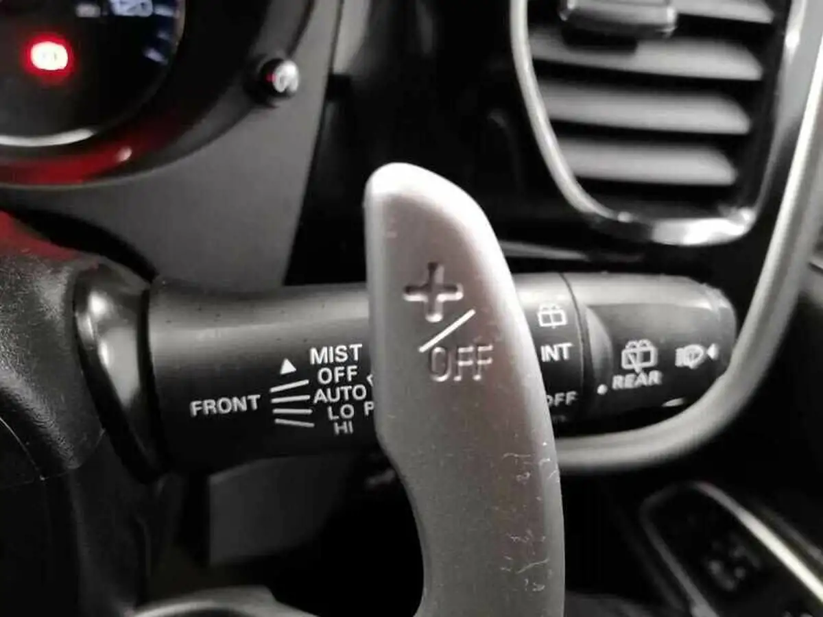 2018-mitsubishi-outlander-24-4hs-phev-big-23