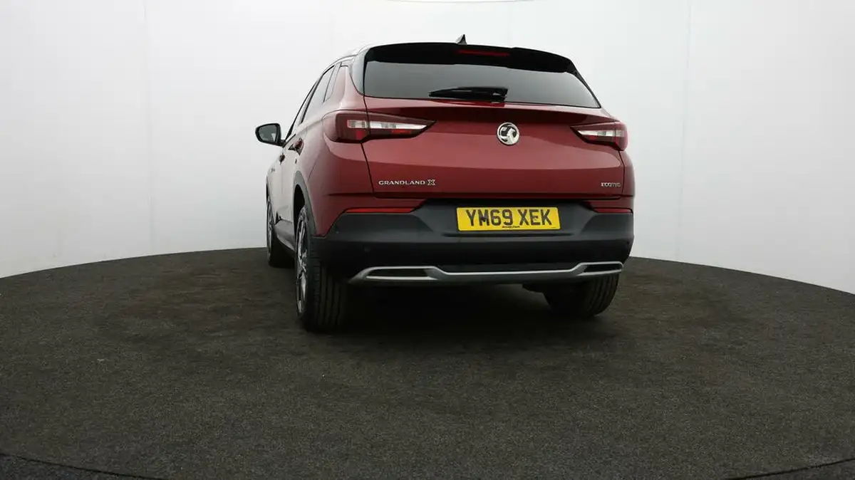 2020-vauxhall-grandland-x-12-sri-nav-big-29