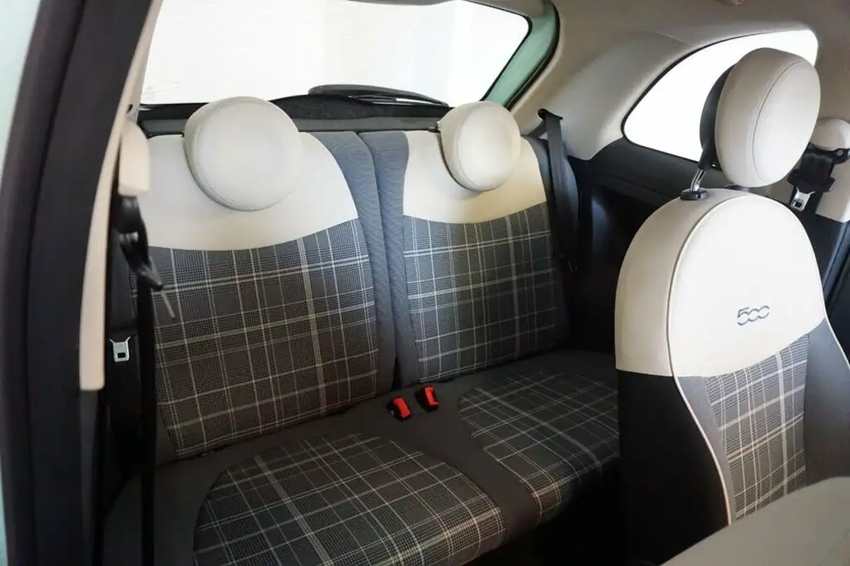 2016-fiat-500-12-lounge-big-30