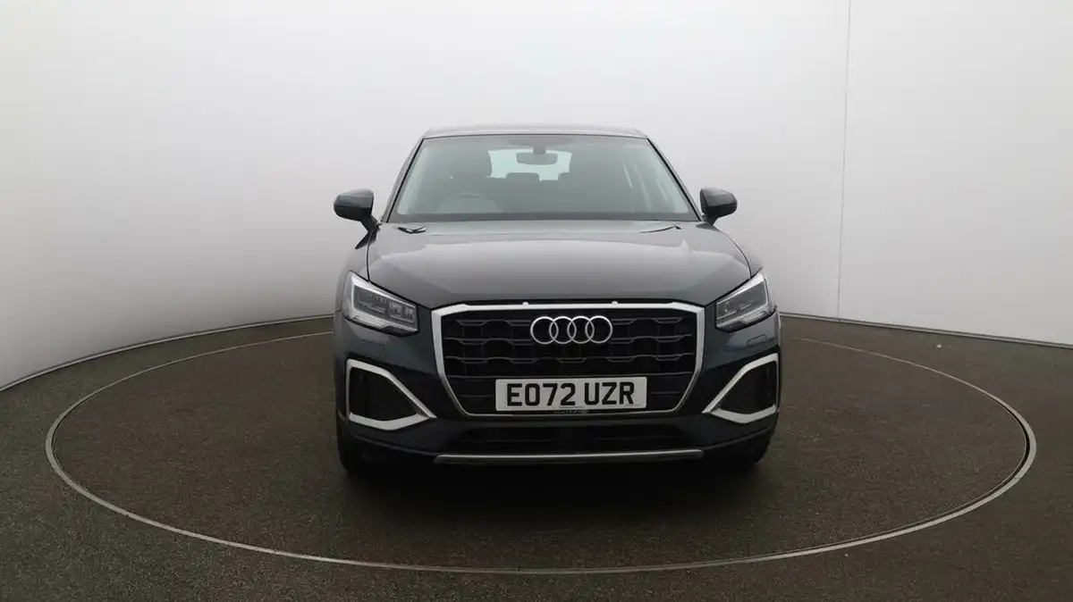 2022-audi-q2-10-30-tfsi-sport-big-31