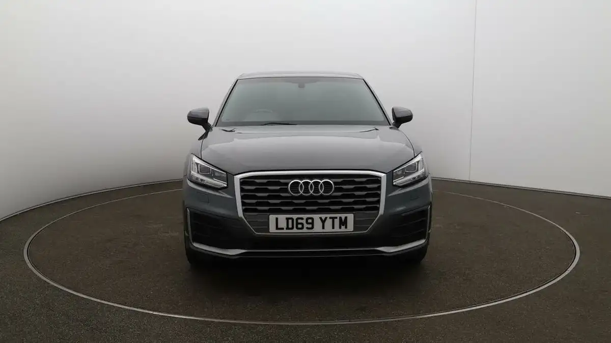 2020-audi-q2-15-35-tfsi-s-line-1495cc-big-2