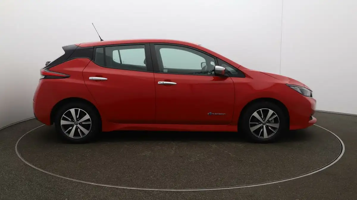 2019-nissan-leaf-e-acenta-big-49