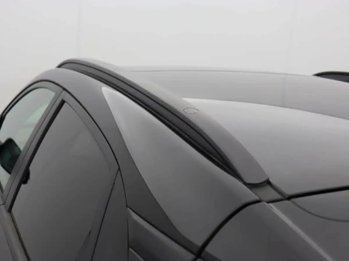 2018-hyundai-kona-16-t-gdi-premium-gt-2-tone-roof-big-44