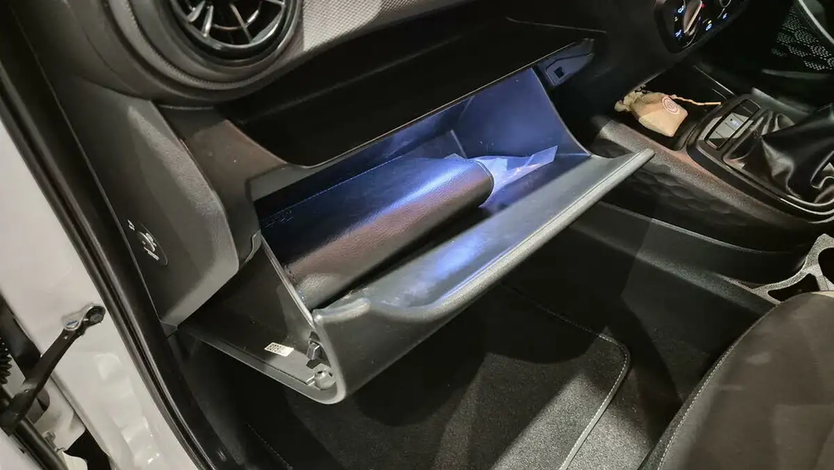 2021-hyundai-i10-12-se-connect-big-56