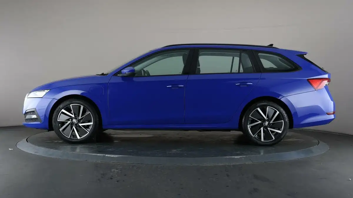 2021-skoda-octavia-14-tsi-se-technology-estate-big-4
