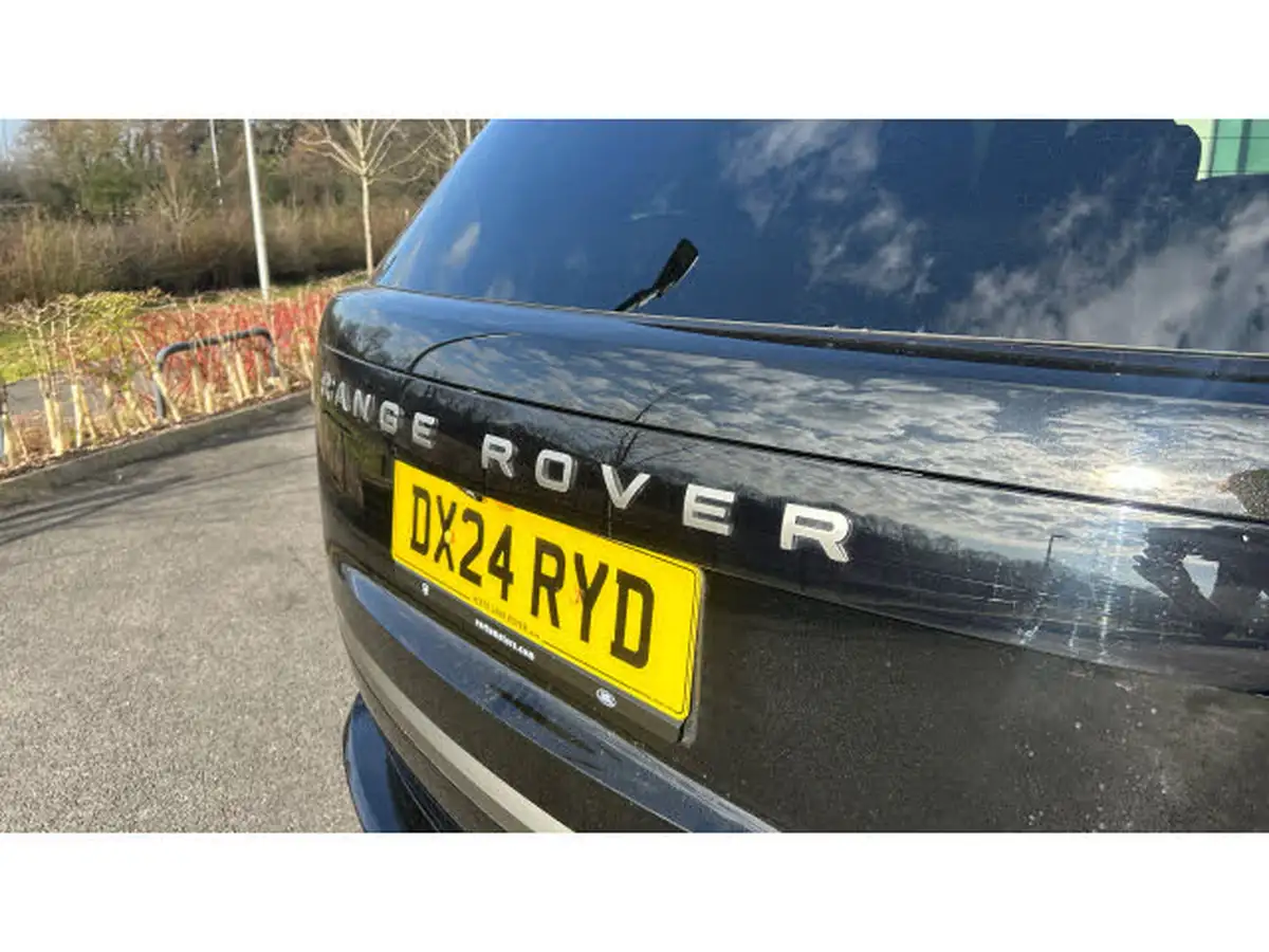 2024-land-rover-range-rover-30-d350-se-big-31