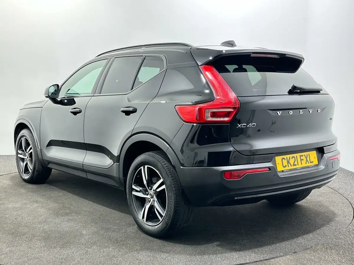 2021-volvo-xc40-15-t3-r-design-161bhp-big-5