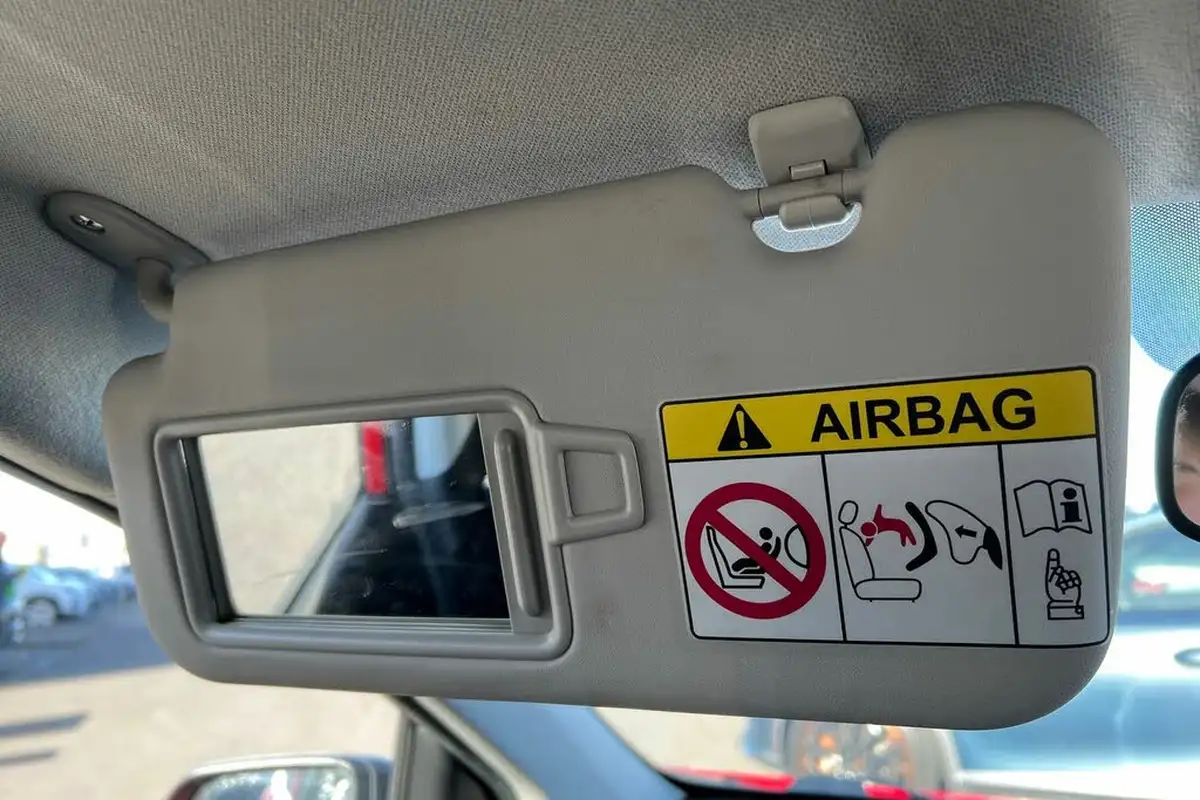 2020-kia-picanto-10-1-4-seats-big-34