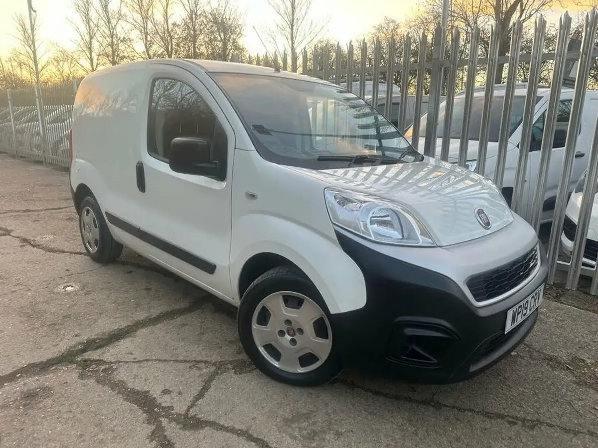 2019-fiat-fiorino-14-cargo-tecnico-8v-75-eu6dt-big-31