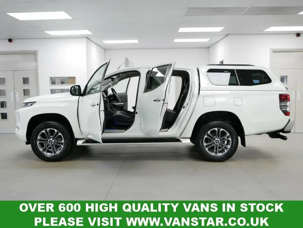 2021-mitsubishi-l200-22di-d-barbarian-auto-big-18