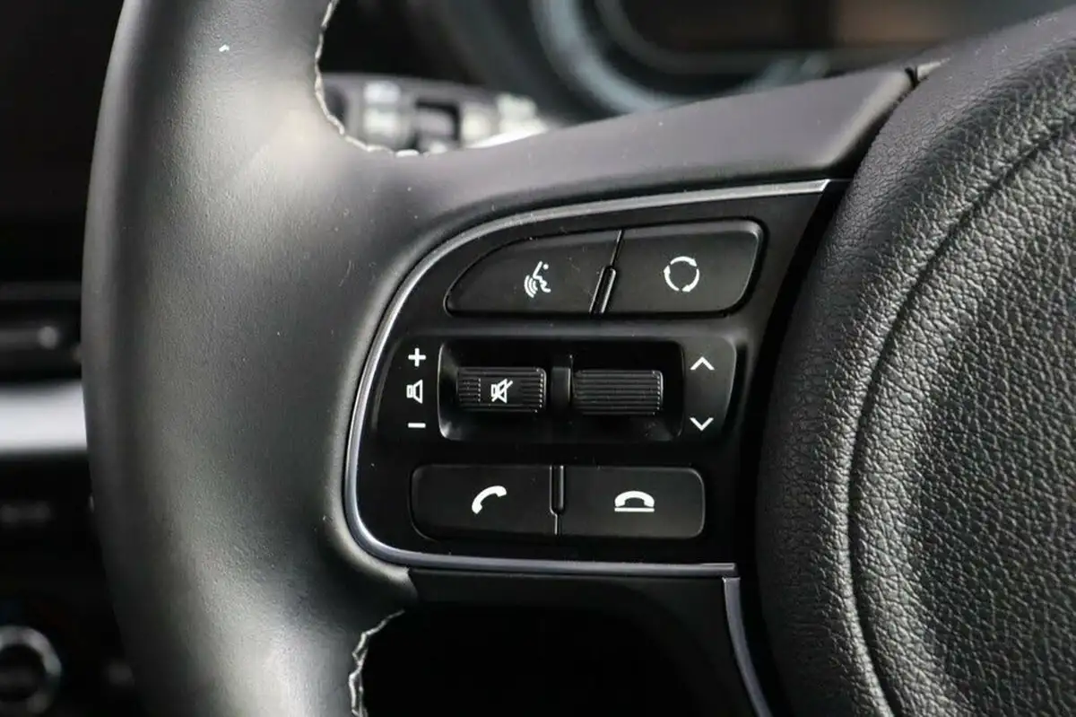 2020-kia-niro-16-gdi-phev-3-big-17