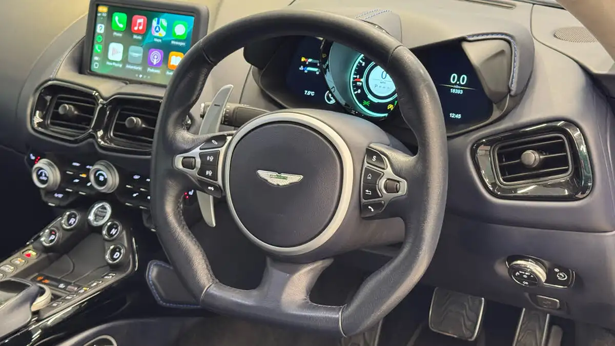 2019-aston-martin-vantage-40-v8-vantage-big-10
