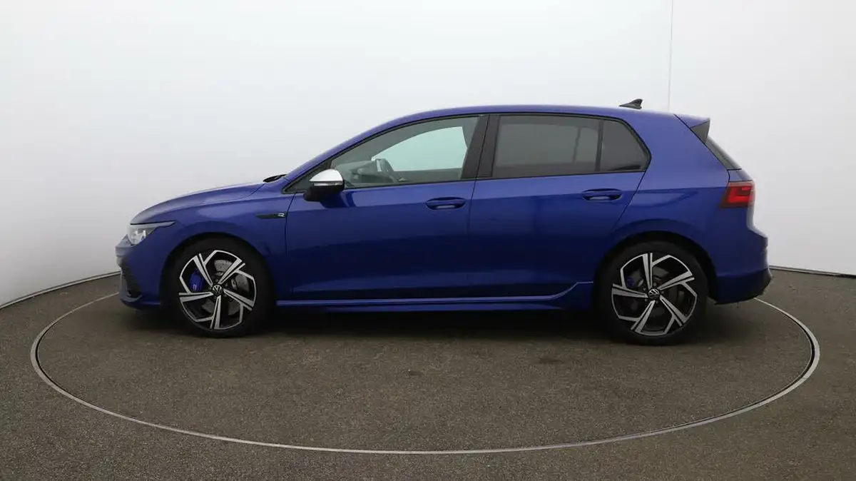 2024-volkswagen-golf-20-tsi-r-320ps-hatchback-big-56