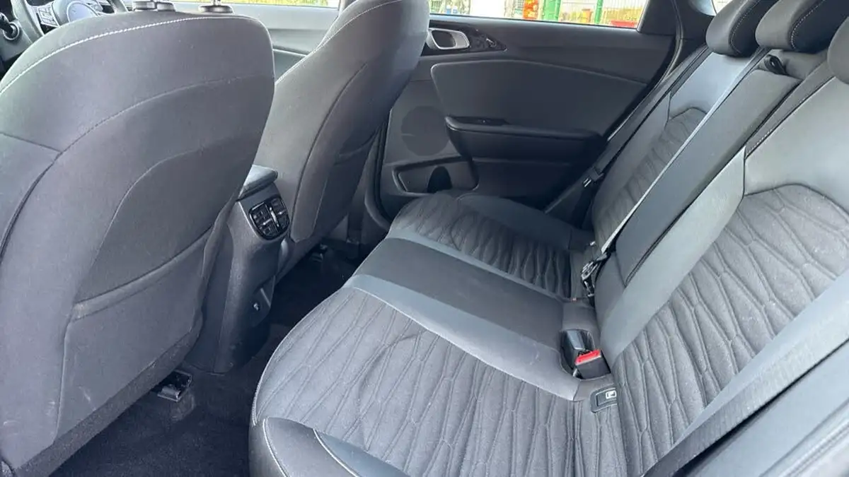 2024-kia-ceed-15-t-gdi-gt-line-158bhp-big-8