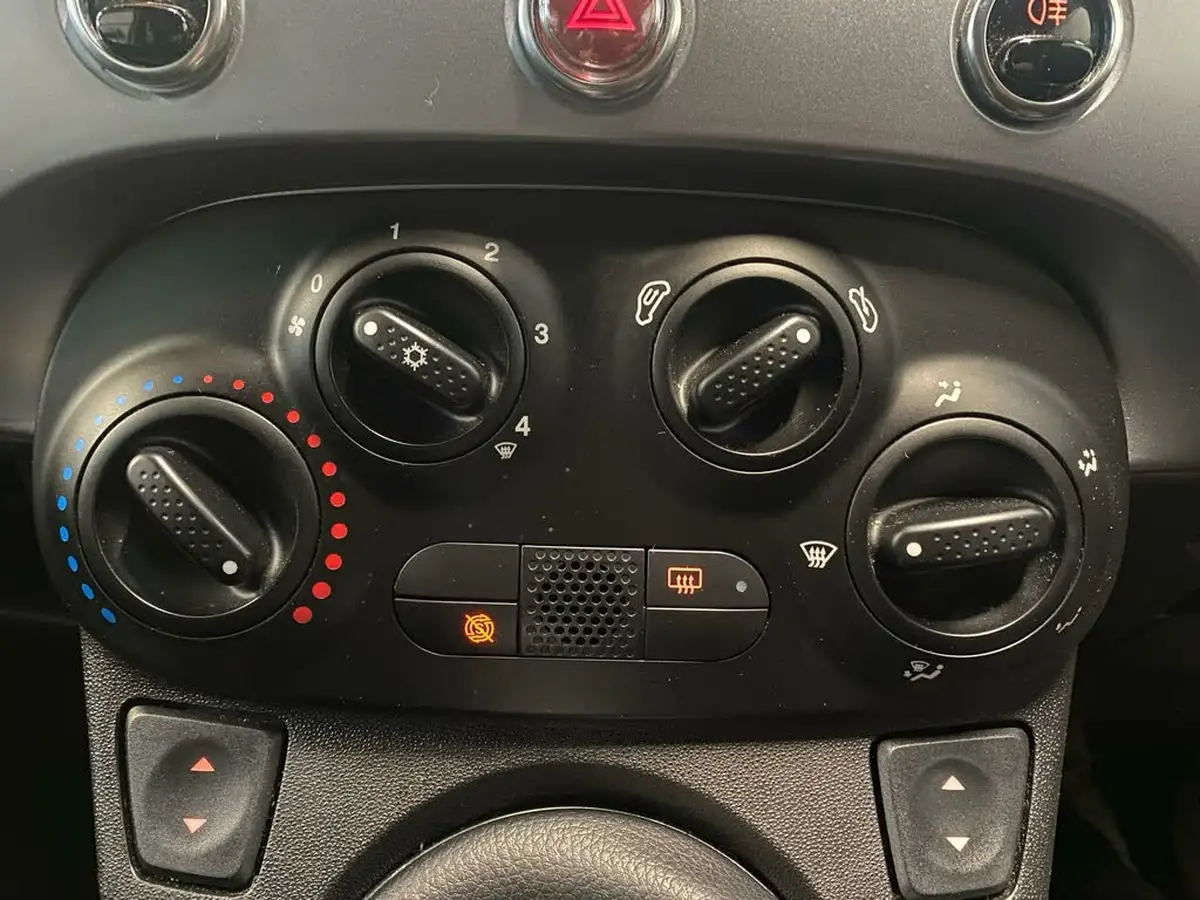 2013-fiat-500-12-s-big-22