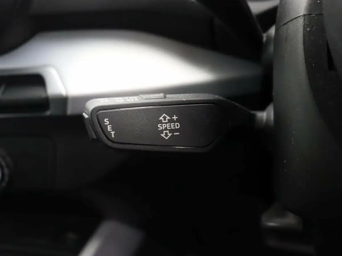 2019-audi-q2-16-30-tdi-sport-big-44