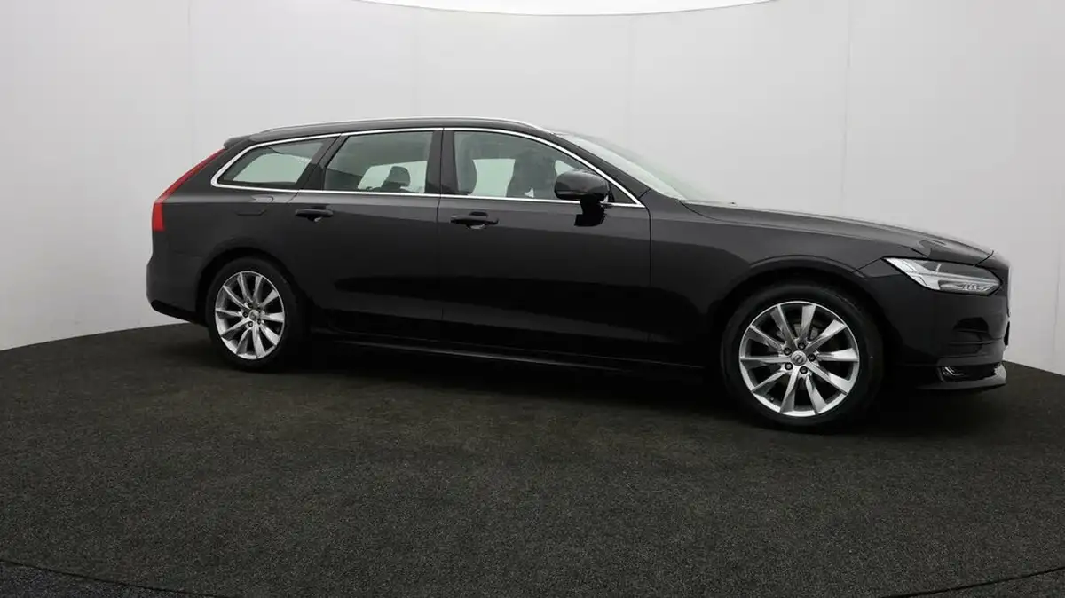 2019-volvo-v90-20-t4-momentum-plus-big-36