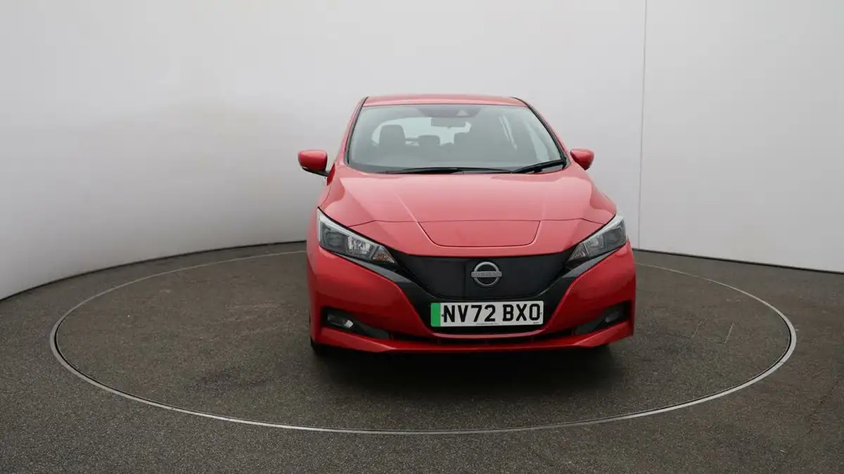2022-nissan-leaf-e-acenta-39kwh-big-2