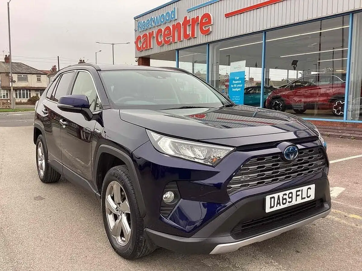 2019-toyota-rav4-25-vvt-i-design-215bhp-big-0