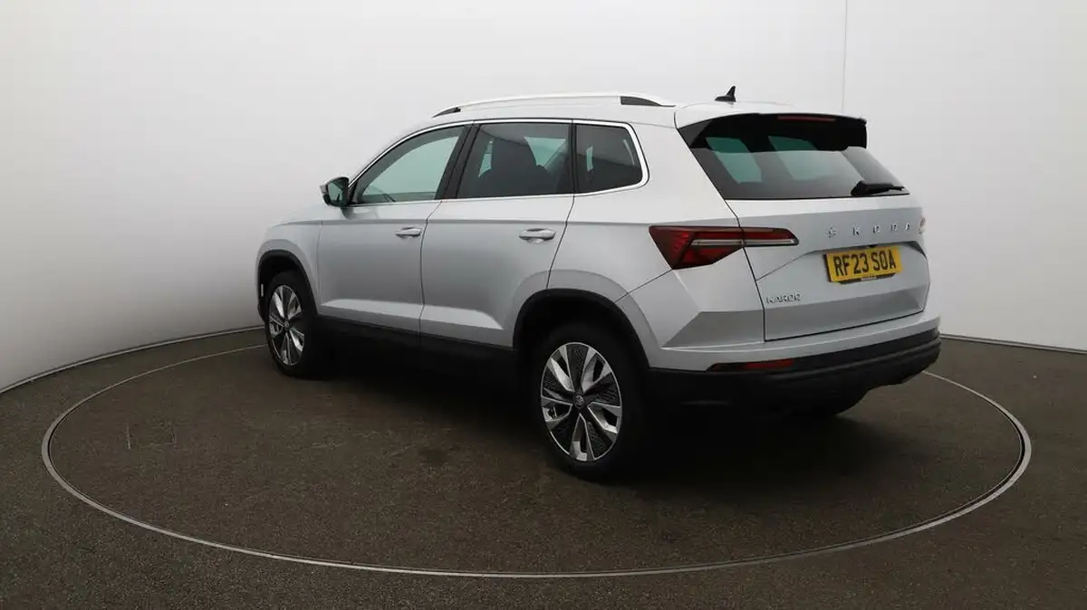 2023-skoda-karoq-15-tsi-se-l-dsg-big-60