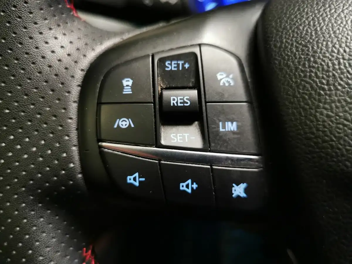 2022-ford-kuga-25t-st-line-x-edition-225ps-phev-big-25