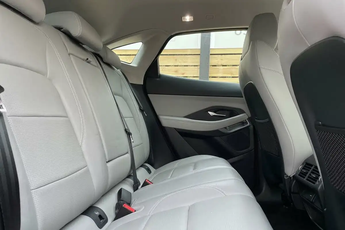 2022-jaguar-e-pace-20-d200-r-dynamic-s-big-22