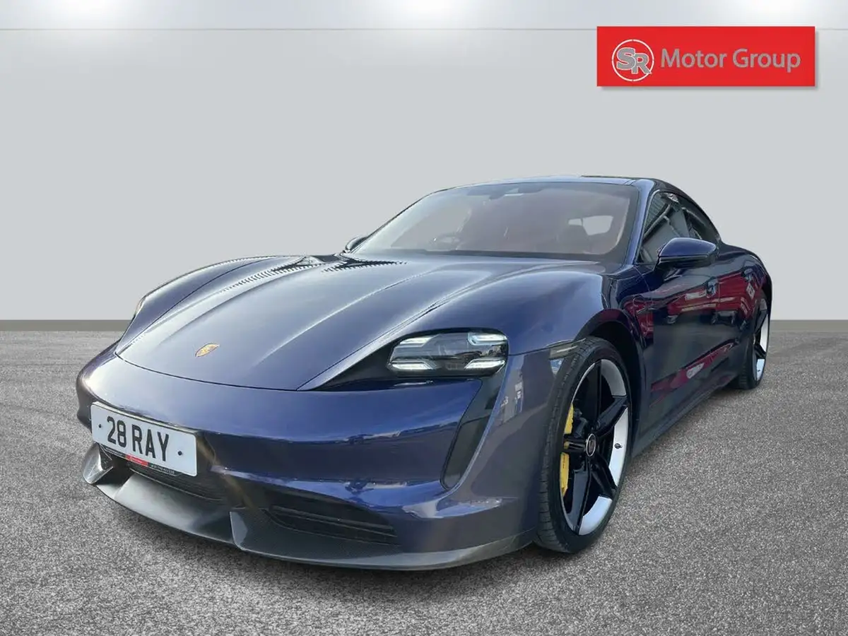 2020-porsche-taycan-e-turbo-s-big-13