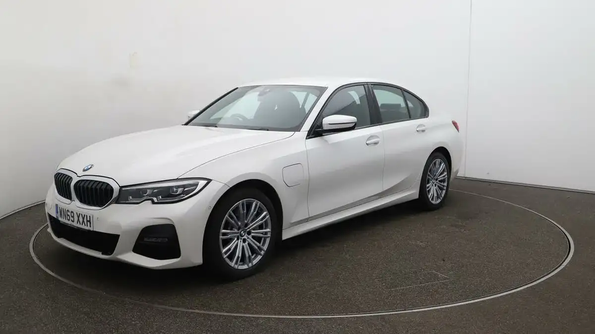 2019-bmw-3-series-20-330e-m-sport-plus-pack-big-3