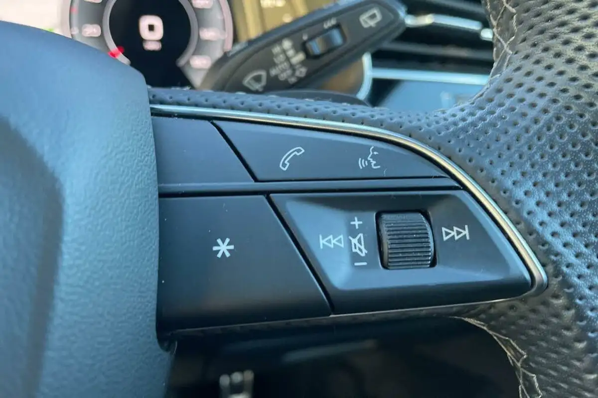 2022-audi-q7-30-45-tdi-s-line-big-39