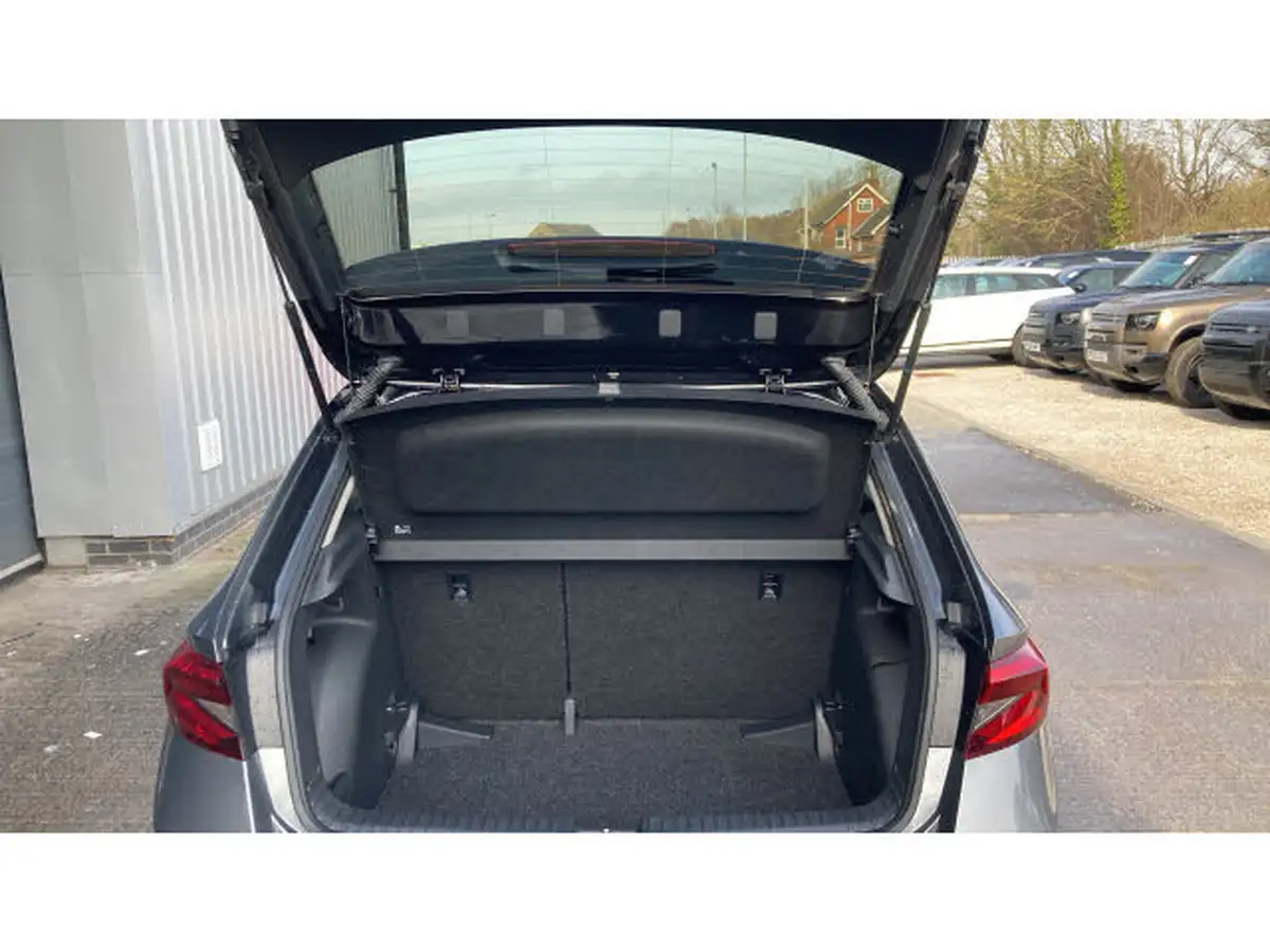 2023-skoda-fabia-10-tsi-colour-edition-95ps-big-19
