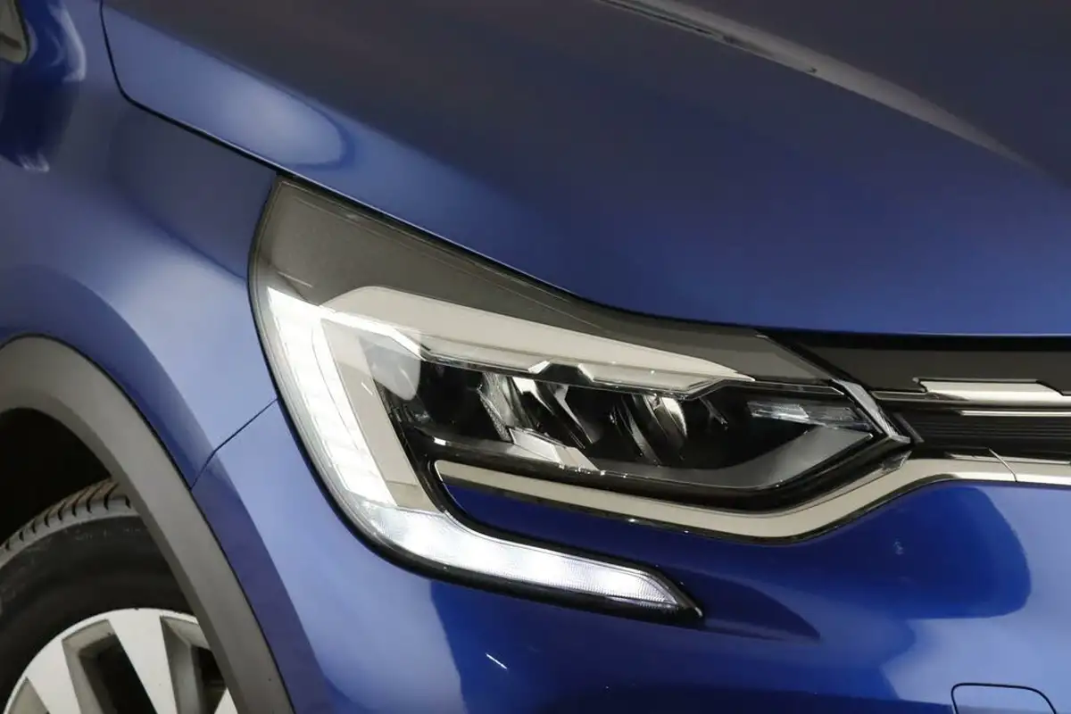 2021-renault-captur-13-tce-iconic-130bhp-edc-auto-big-7