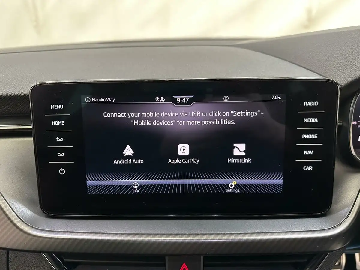 2021-skoda-kamiq-10-tsi-monte-carlo-109ps-dsg-big-23
