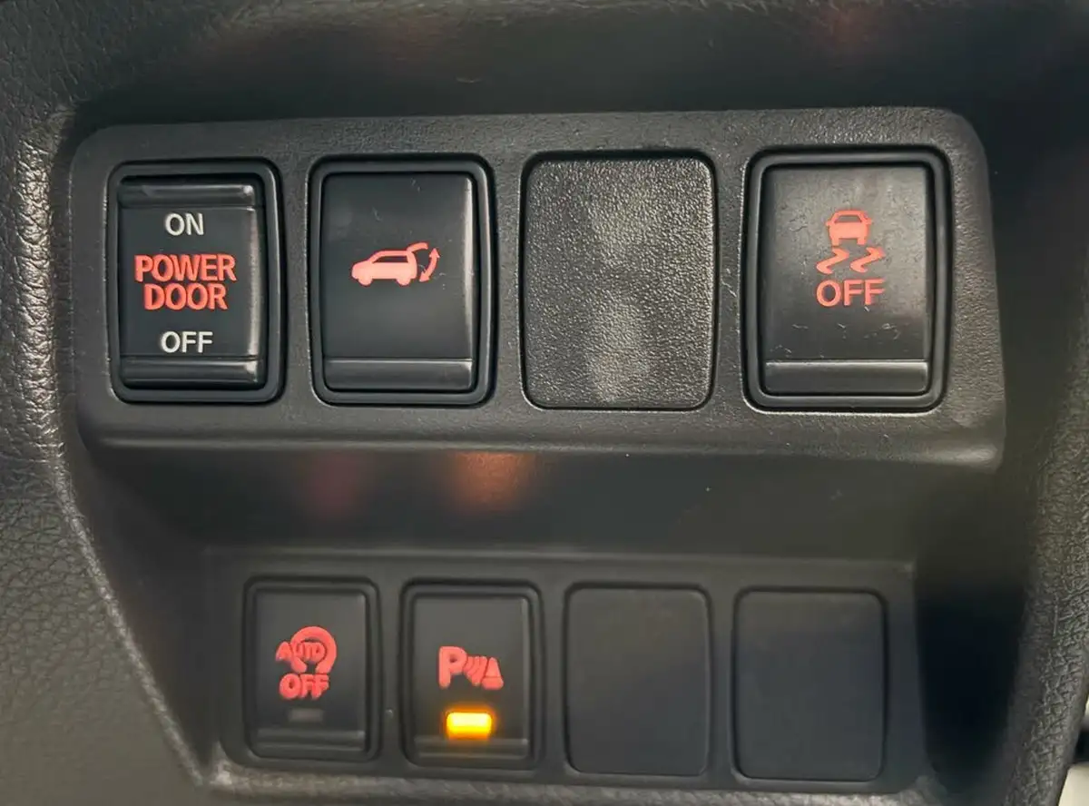 2015-nissan-x-trail-16dci-tekna-big-18
