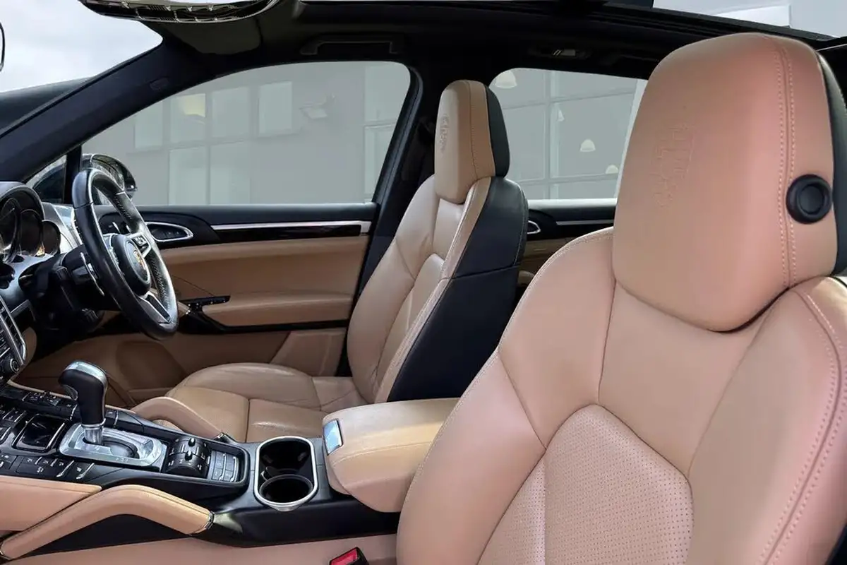 2015-porsche-cayenne-42td-s-big-9