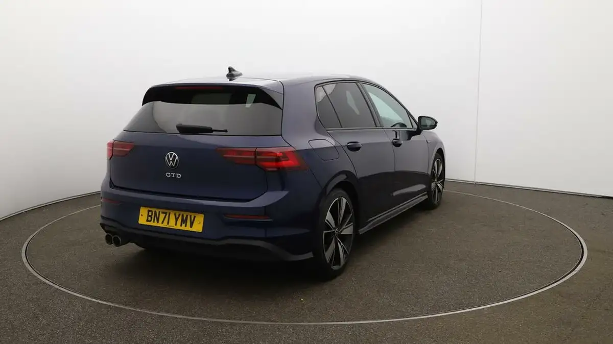 2022-volkswagen-golf-20tdi-gtd-big-47