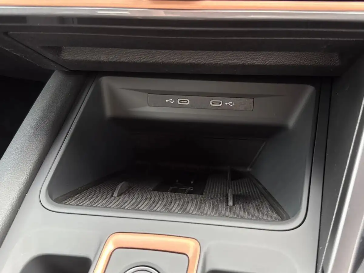 2024-cupra-leon-nf-15-tsi-v2-hatchback-big-43