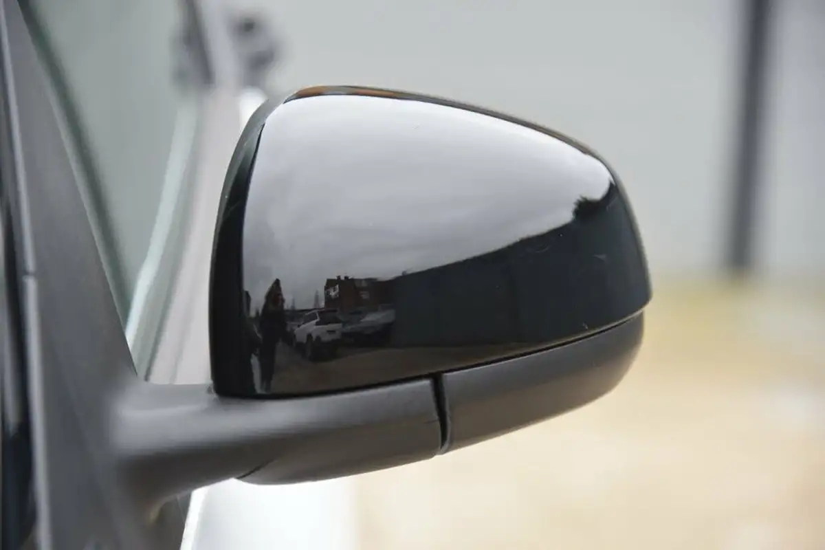 2021-smart-fortwo-eq-exclusive-coupe-big-15