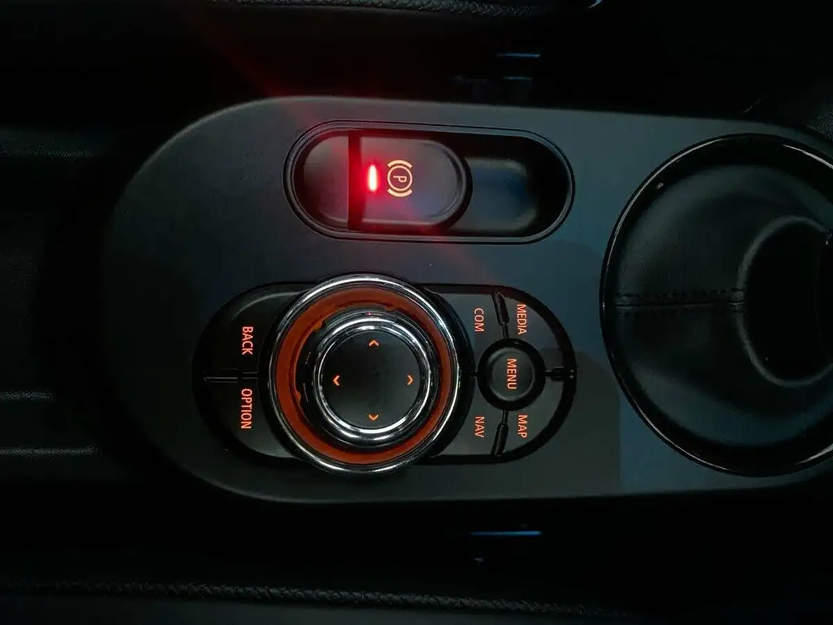 2023-mini-cooper-e-cooper-s-3-big-32