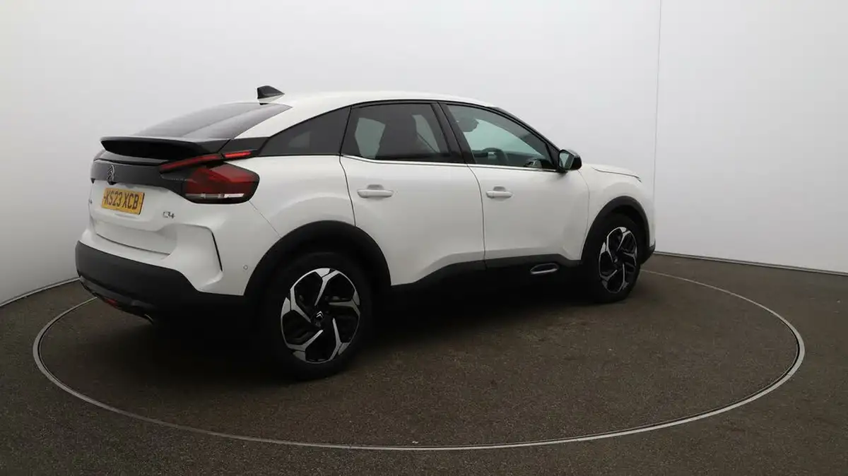 2023-citroen-c4-15bluehdi-shine-plus-big-45