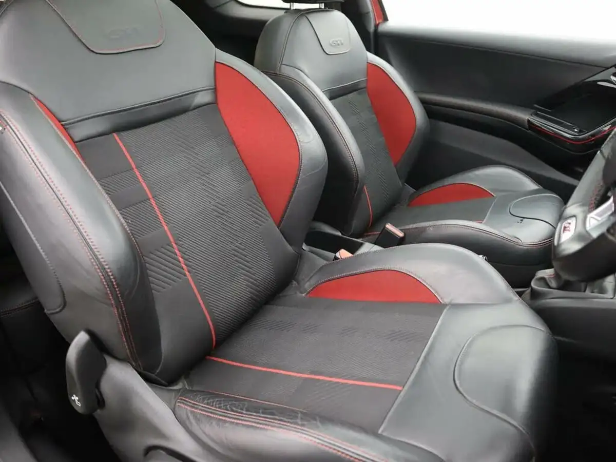 2018-peugeot-208-16-thp-gti-prestige-big-10