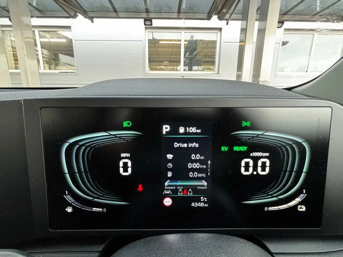 2023-kia-niro-16-gdi-139bhp-hev-132kwh-big-15