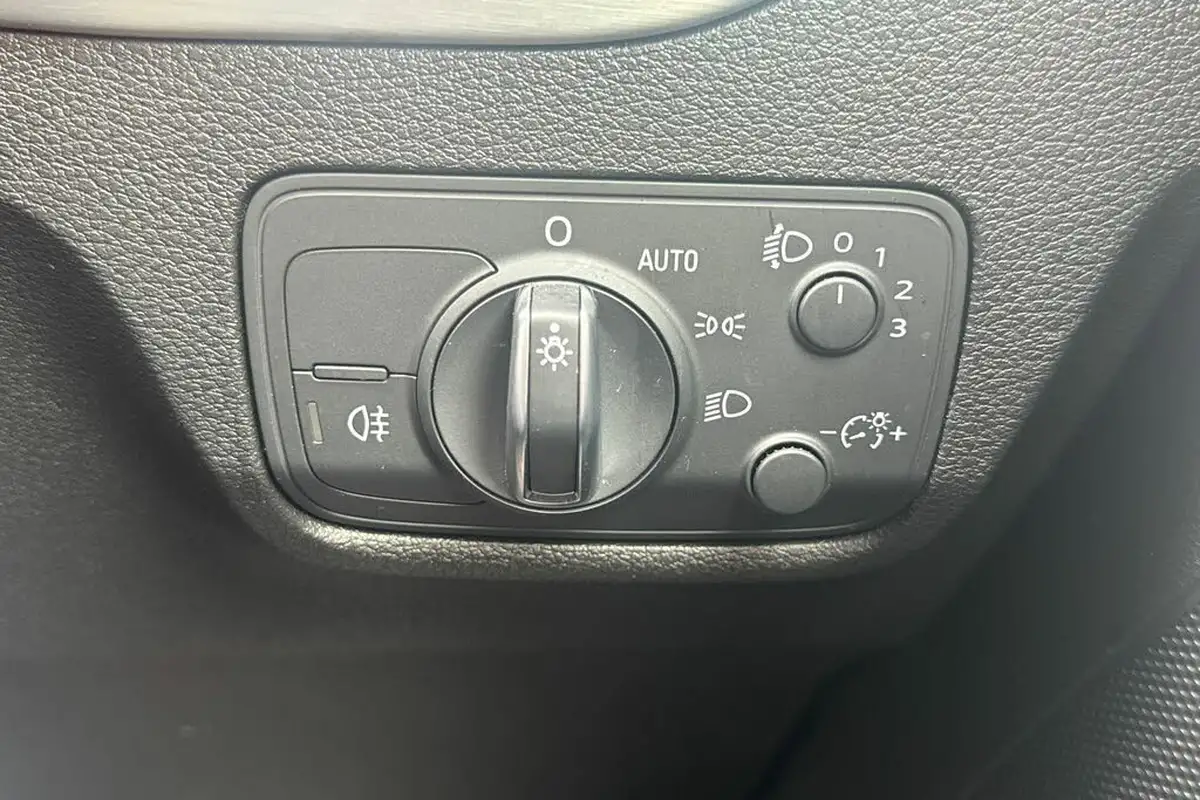 2020-audi-q2-15-35-tfsi-sport-1495cc-s-tronic-big-22