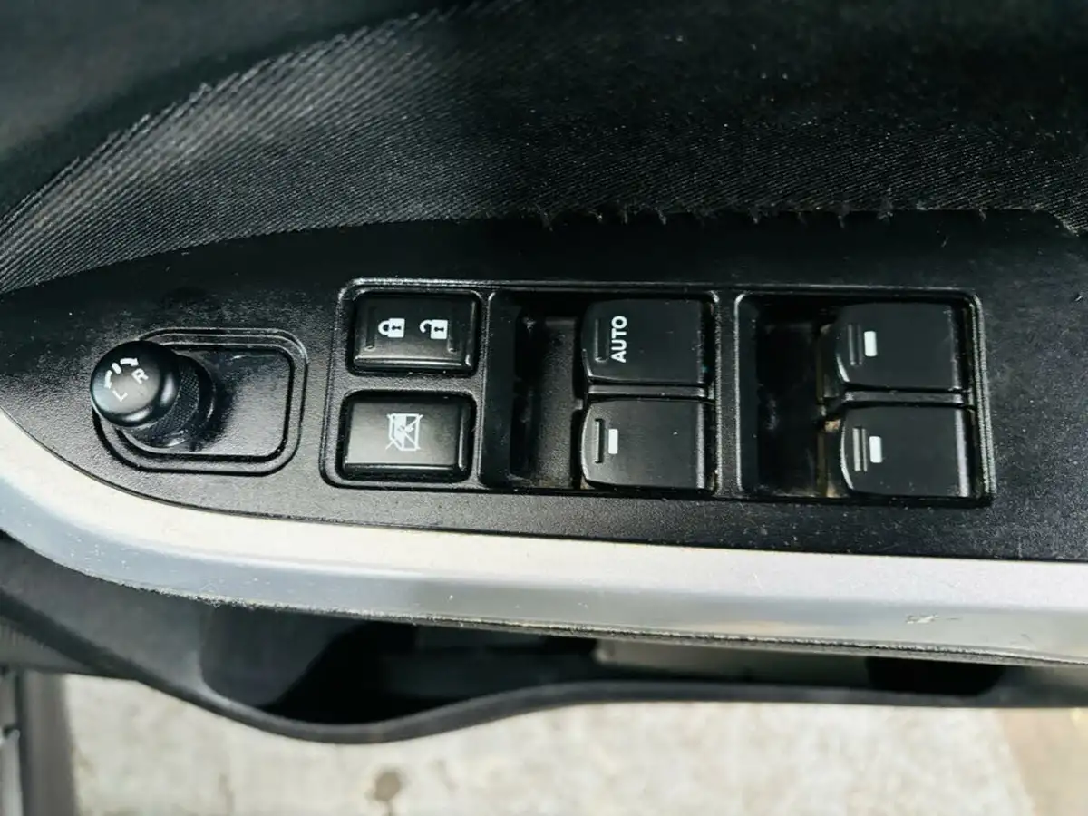2017-suzuki-vitara-16-sz-t-auto-big-14