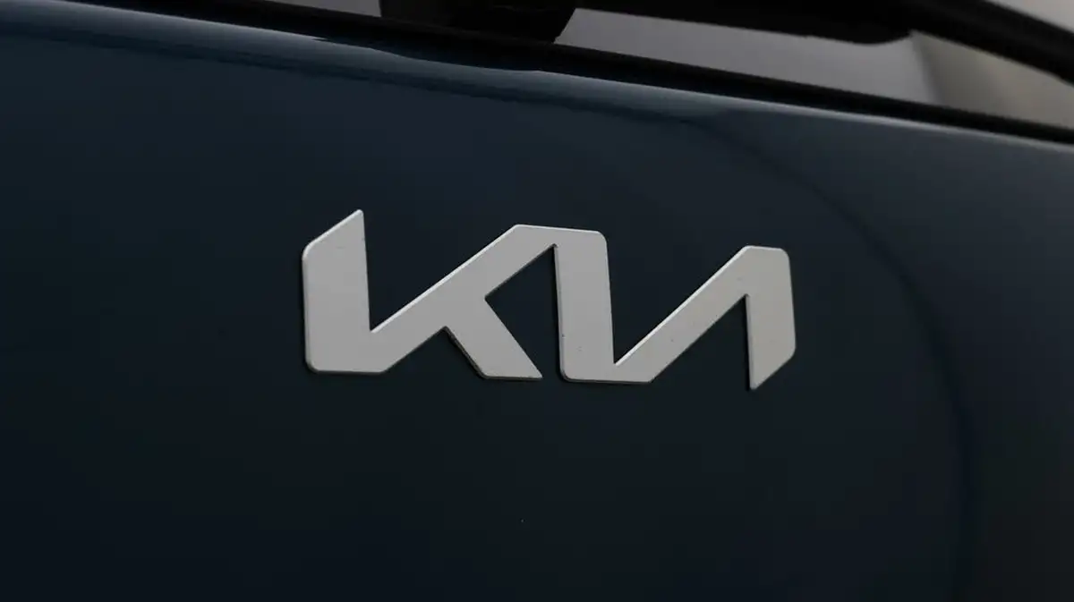 2022-kia-niro-16-gdi-2-139bhp-156kwh-big-22