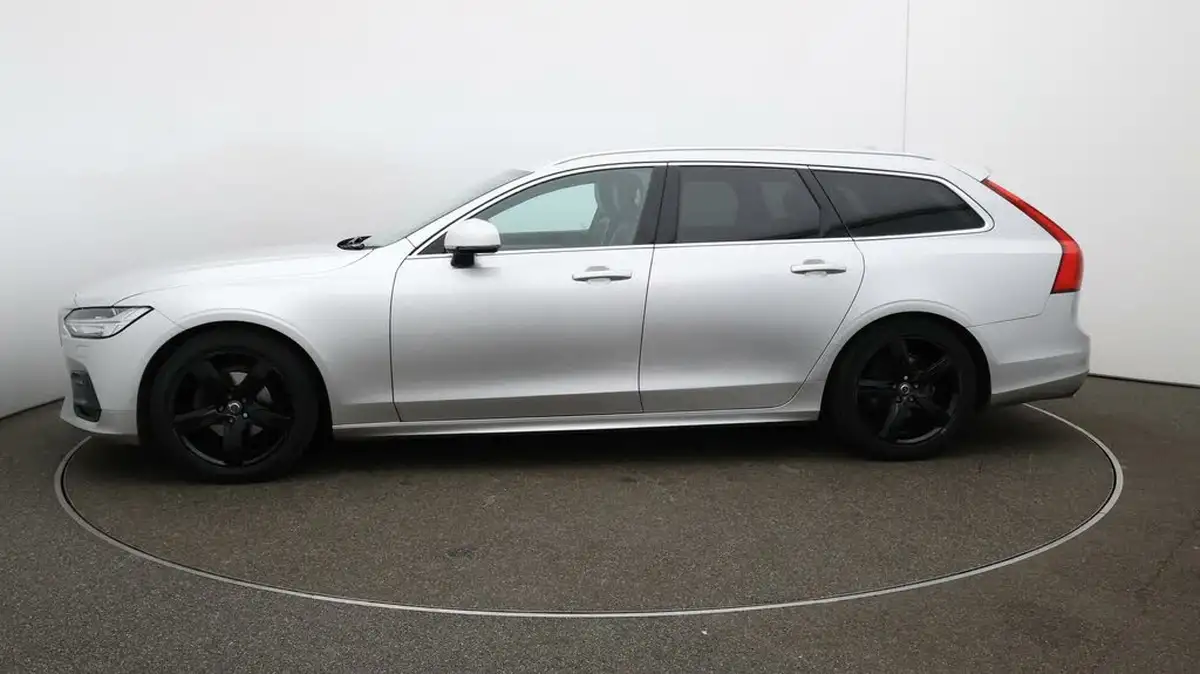 2019-volvo-v90-20td-d4-r-design-big-57