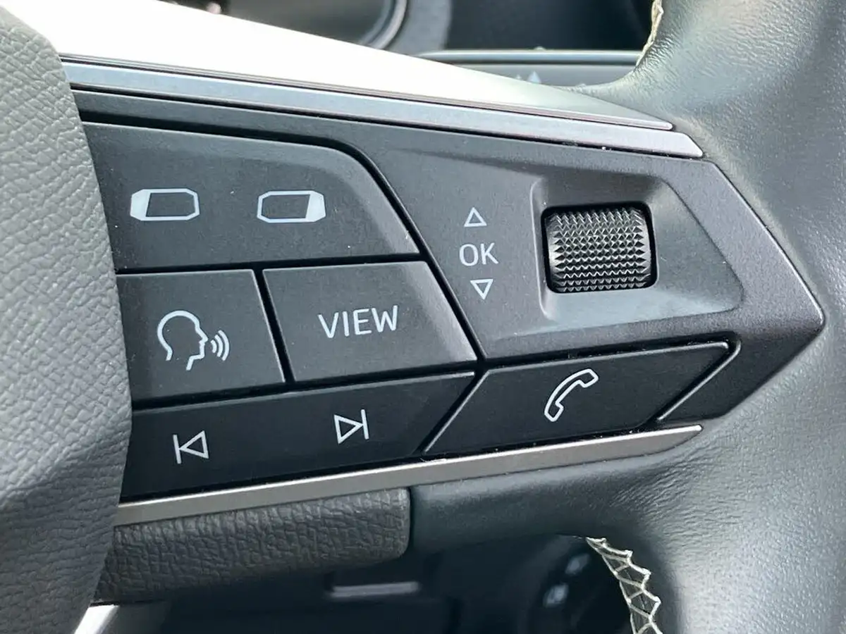 2023-seat-arona-10-tsi-xperience-big-32