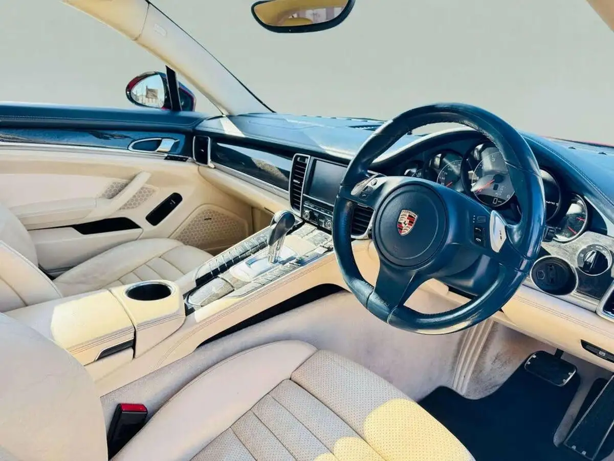 2010-porsche-panamera-48-4s-big-18