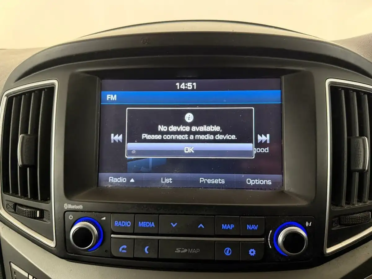 2019-hyundai-i800-25crdi-se-nav-136ps-big-65